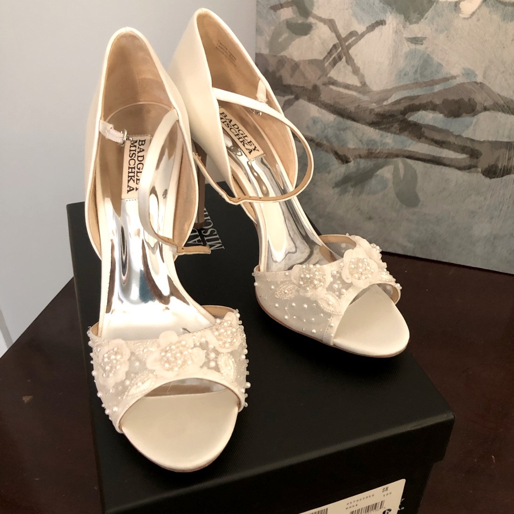Badgley Mischka wedding shoes